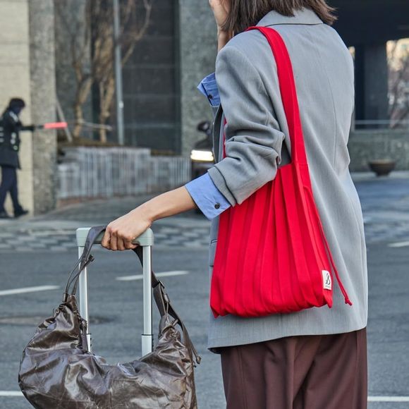 Joseph & Stacey Lucky Pleats Knit Bag Medium Blossom Pink Lhtweht :[ - Picture 2 of 6